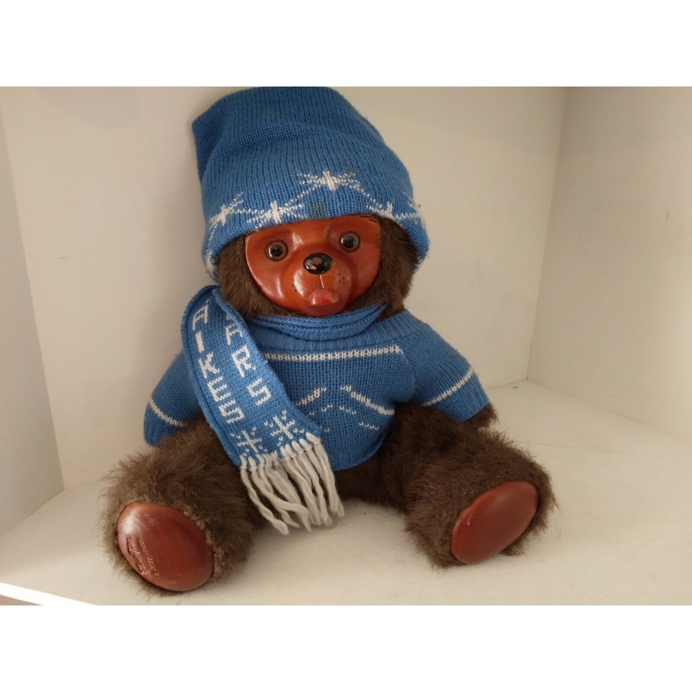 ROBERT RAIKES Eric 1985 Wood Teddy Bear Blue Ski Sweater Hat Scarf 16"